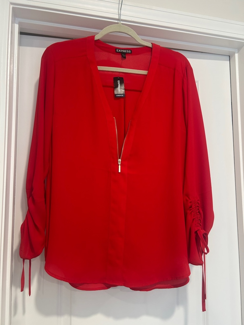 Express Women's Red Zip-Front V-Neck Blouse size L
